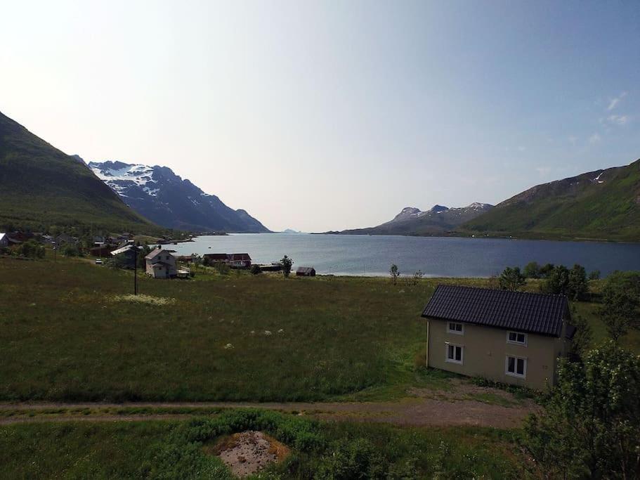 Charming House By The Sea, Lofoten! Laupstad Ngoại thất bức ảnh