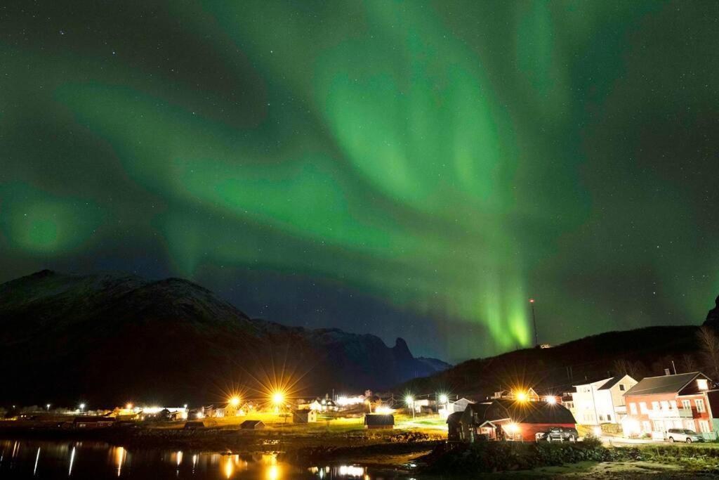 Charming House By The Sea, Lofoten! Laupstad Ngoại thất bức ảnh